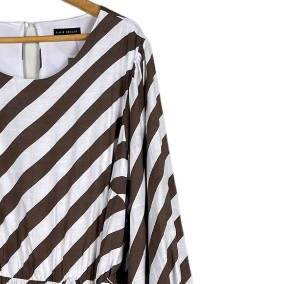 Lane Bryant Blouson-Sleeve Ruffle Hem Brown White Stripe Print Size 24 NEW - Picture 7 of 14